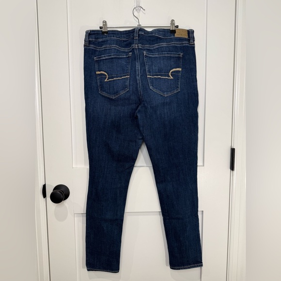American Eagle Women’s Blue Ripped Jeans Next Level Stretch Skinny Size 14 - Picture 2 of 4